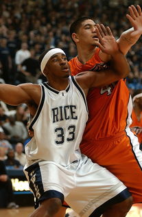 FB体育官方网站-篮球运动员比赛策略实时调整技术研究，篮球比赛 运动员