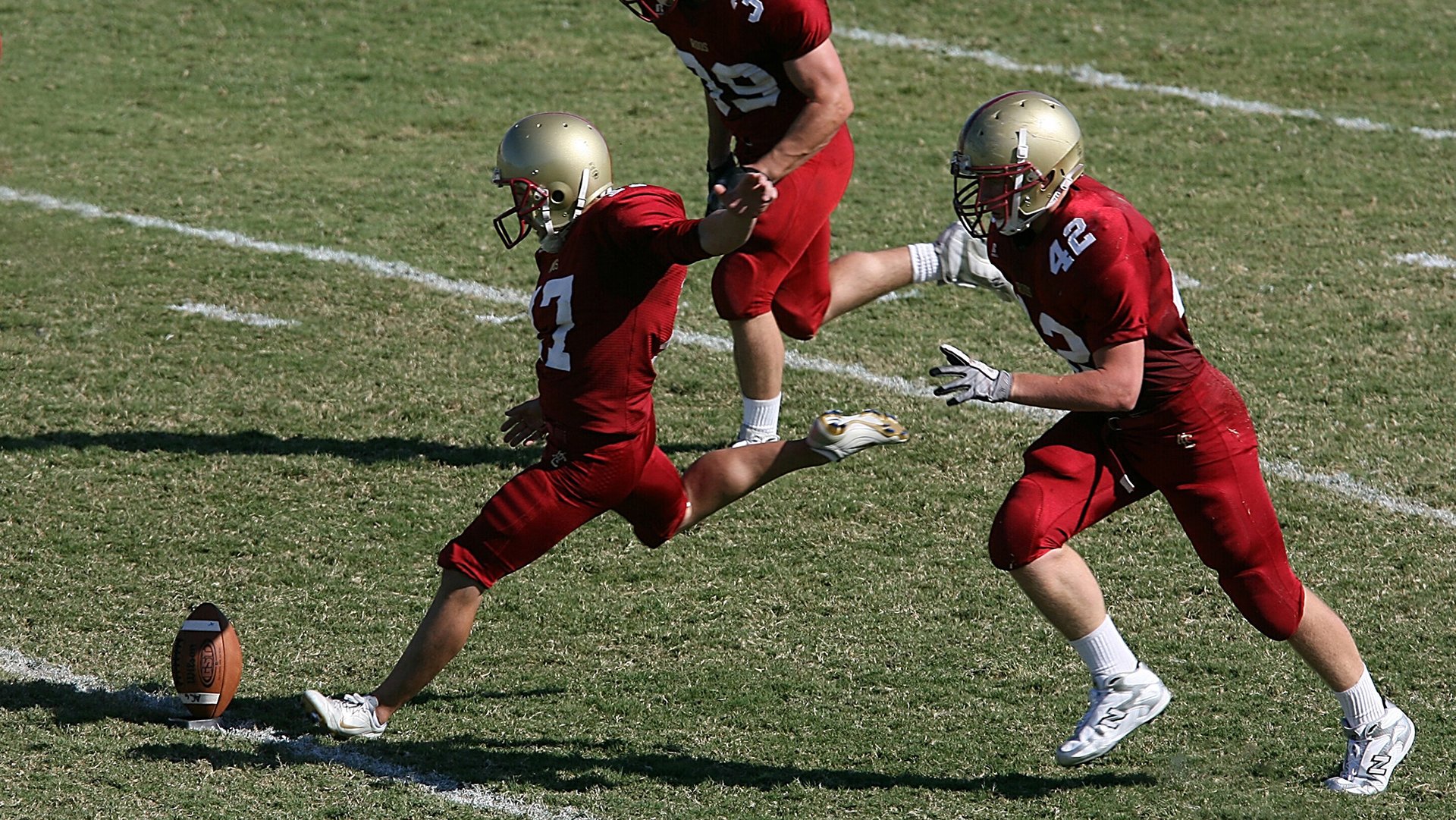 FB体育在线直播平台-五大联赛是否出现进攻起点后移至中后场趋势，五大联赛开打